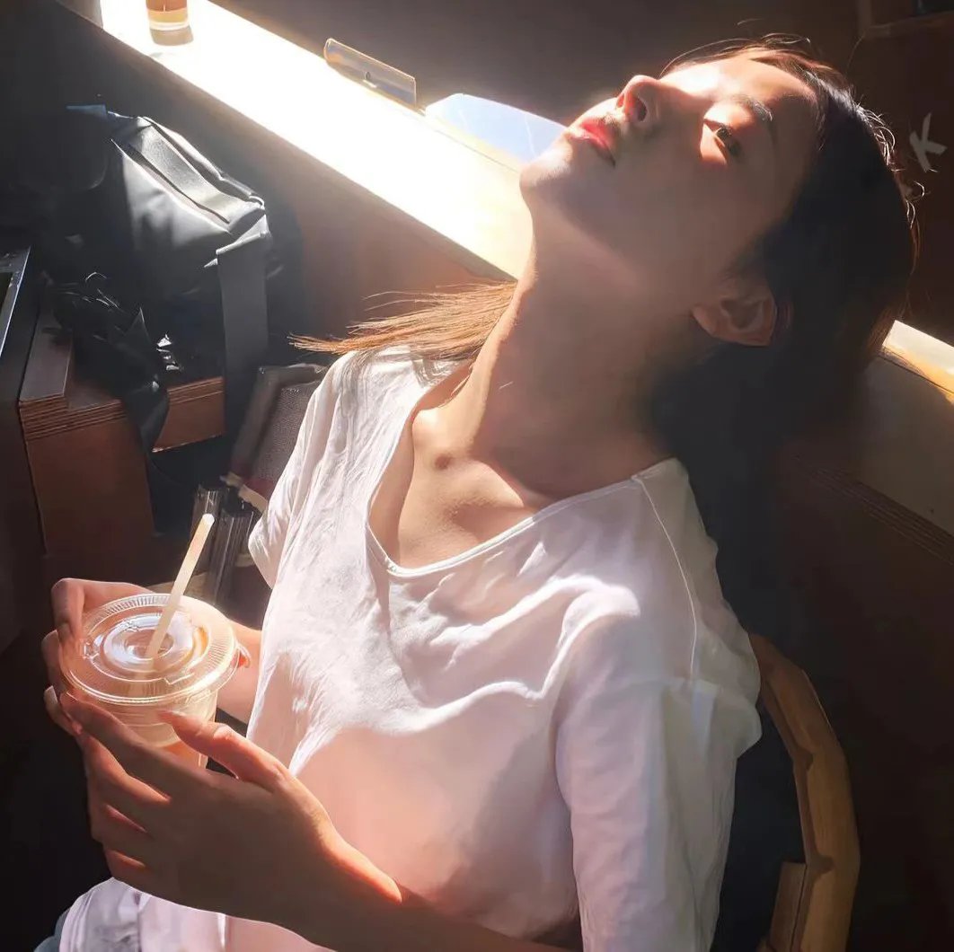 她的强盗朋友